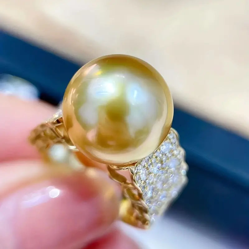 Monroe | Vintage Golden Pearl Bright Ring