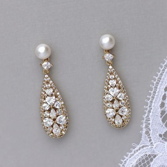 Luisa | Vintage Bright & Pearl Earrings