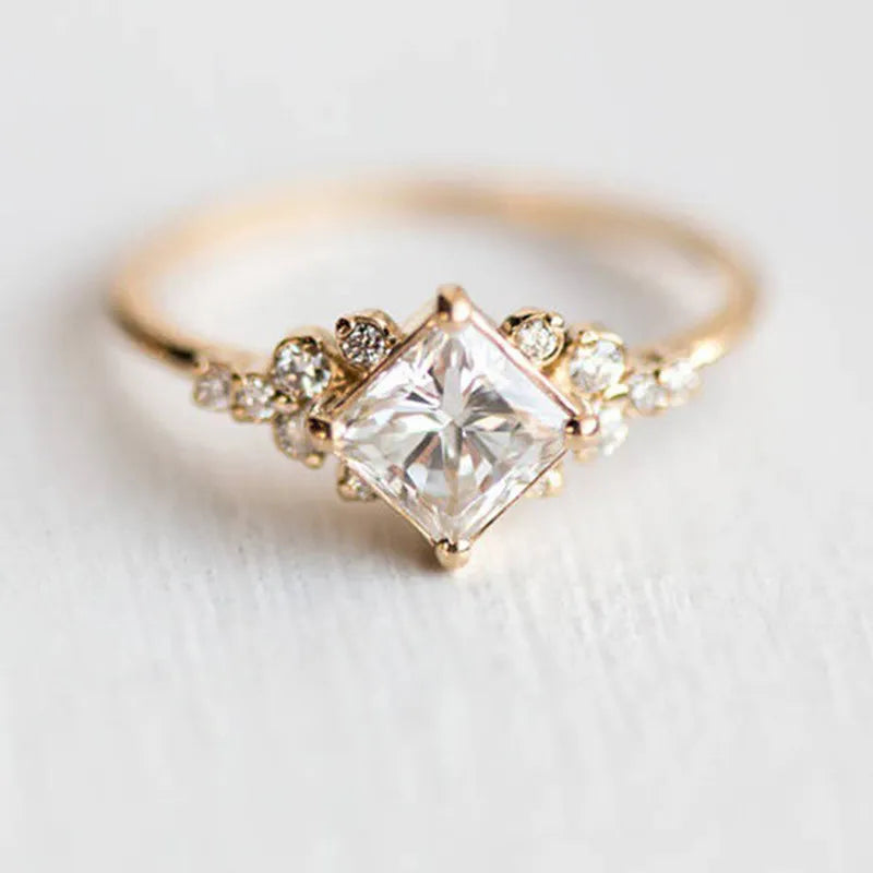 Isolde | Elegant Delysian Queen Ring