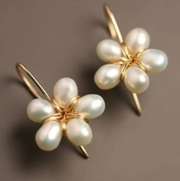Galilea | Flower Shaped White Pearl Earrings