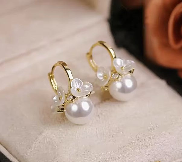 Kara | Elegant White Flower Cluster Pearl Earrings
