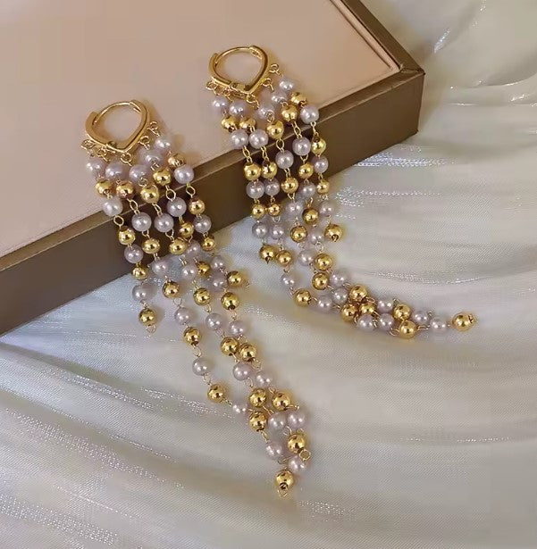 Dalia | Vintage Palace Water Drop Pearl Earrings