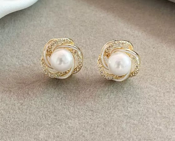 Kinley | Crystal Zircon Wrapped Flower Pearl Earrings