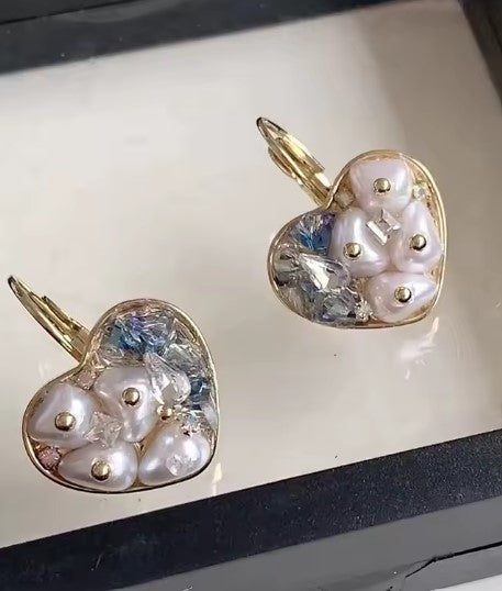 Maren | Crystal Heart Pearl Earrings