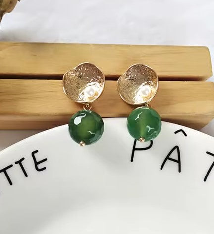 Karter | Exquisite Green Pearl Earrings