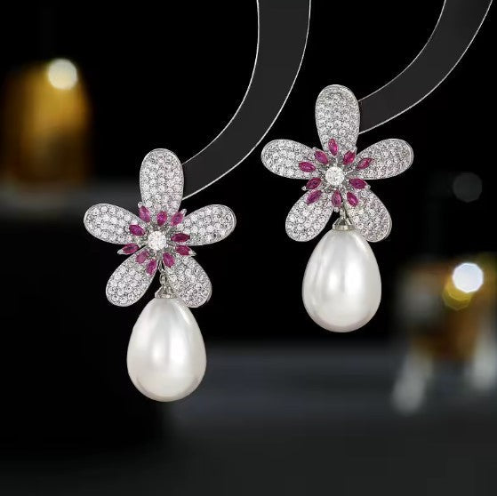 Aliza | Flower Droplet Shaped Pearl Earrings