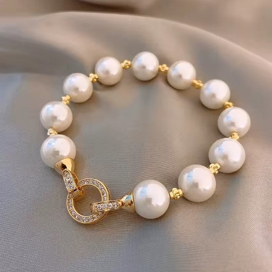 Mariella | Vintage Elegant Zircon Circle Pearl Bracelet