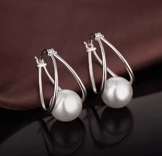 Jianna | Exquisite Pearl Silver Earrings