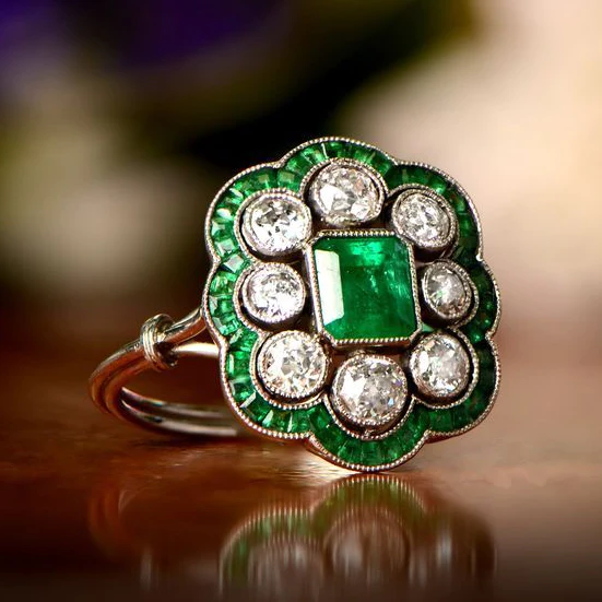 Ariah | Vintage Emerald Ring