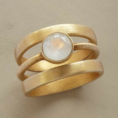 Seraphina | Gold & Inlaid Moonstone Ring