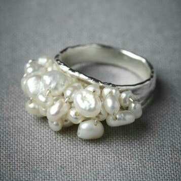 Nia | Vintage Barroque Pearl Ring