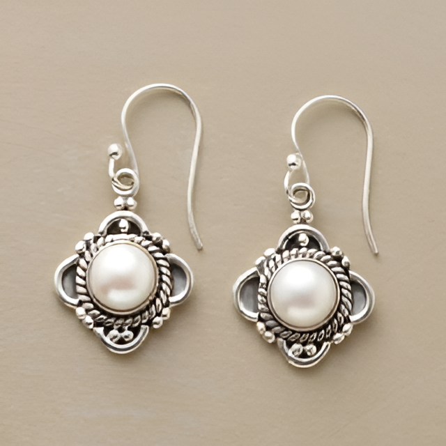 Amelia | Vintage Lotus Pearl Earrings