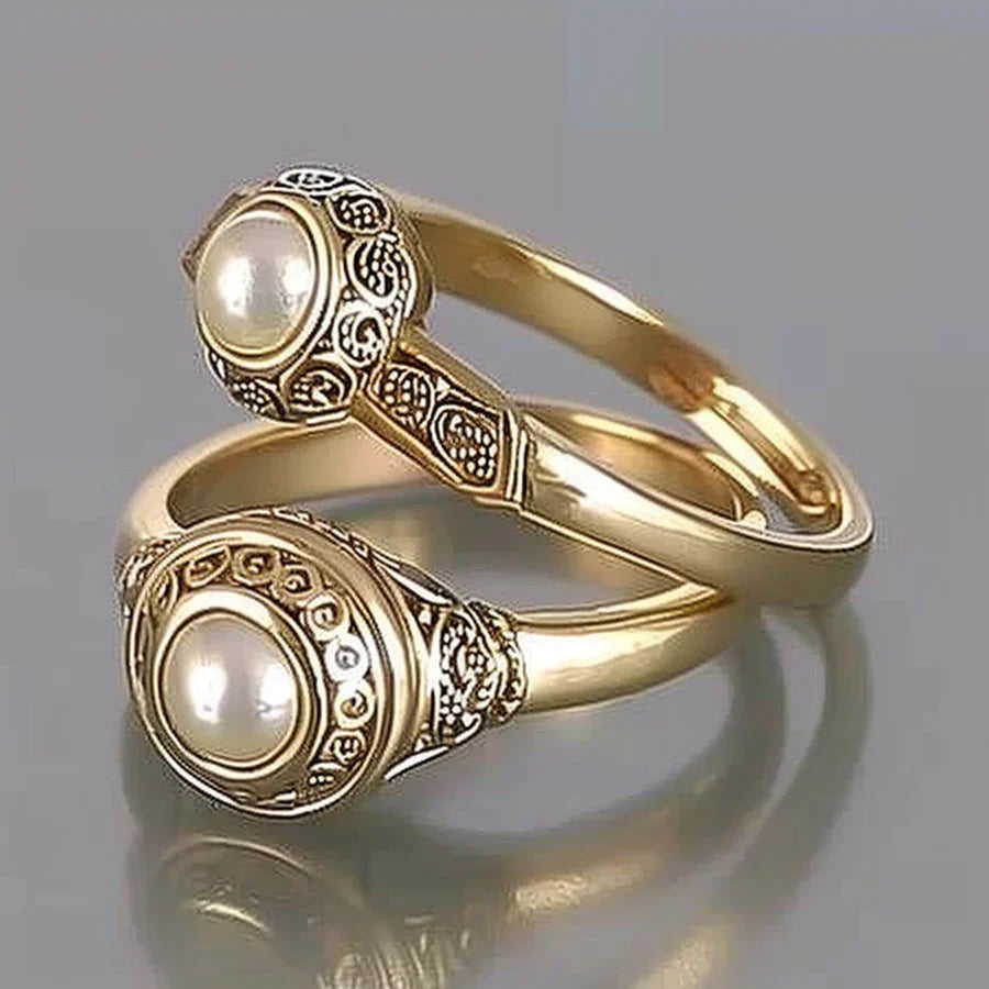 Elliott | Vintage Inlaid Pearl Gold Ring Set
