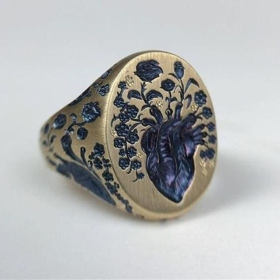 Alison | Vintage Blue Flower Gold Ring