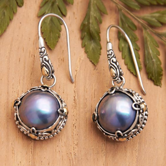 Elodie | Vintage Dark Pearl Dangling Earrings
