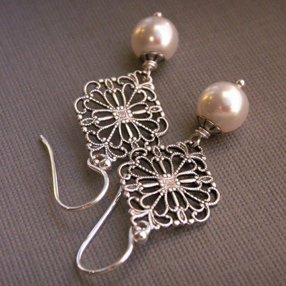 Keira | Vintage Mandala & Pearl Silver Earrings