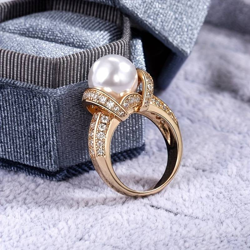 Billie | Vintage Pearl Gold Bright Ring