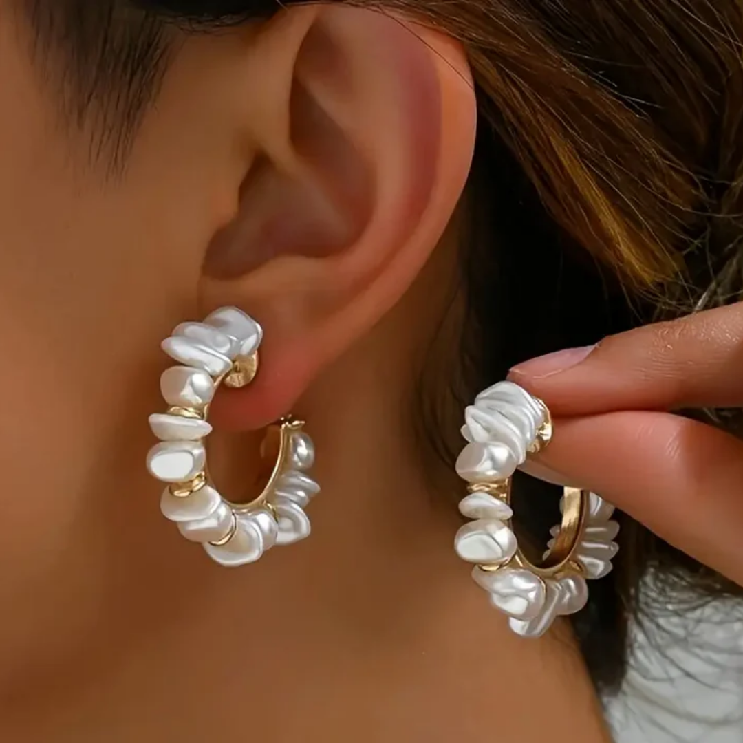 Lennox | Vintage White Pearl Hoop Earrings