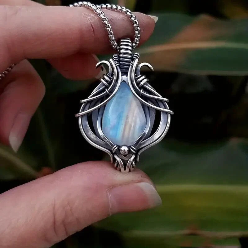 Karsyn | Blue Vintage Necklace in Silver