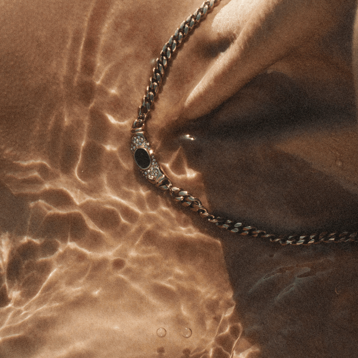 Gabriella | Necklace in Gold