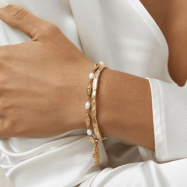 Rosemary | Hammered Bangle