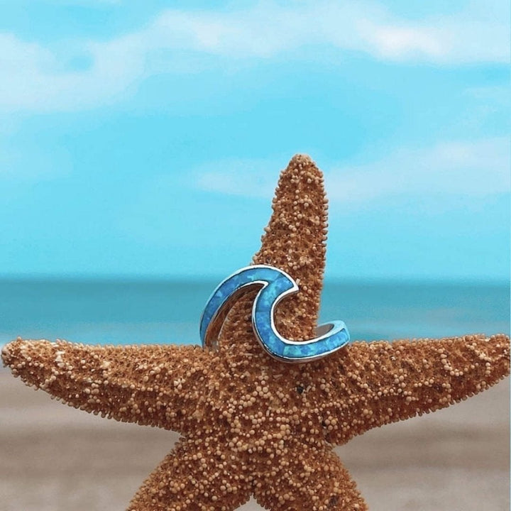 Mara | Sea Wave Ring in Opal and Silver