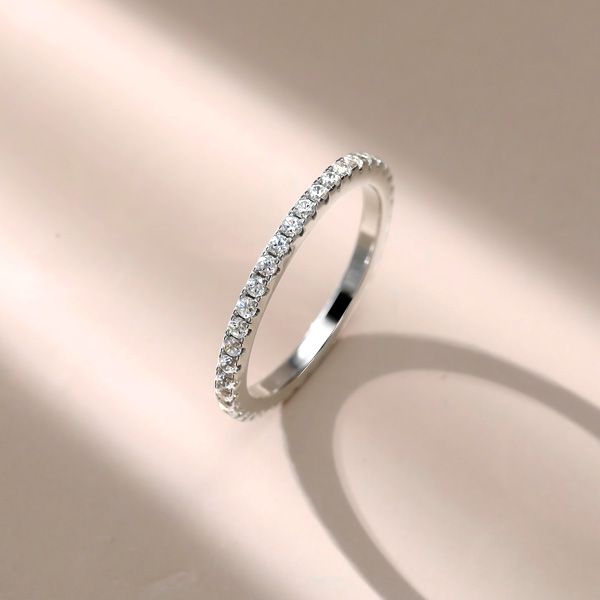 Sarahi | Classic Eternity Shared Prong Round Cut Wedding Band
