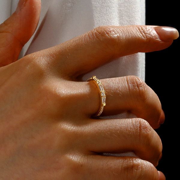 Clare | Baguette & Round Cut Half Eternity Wedding Band Classic