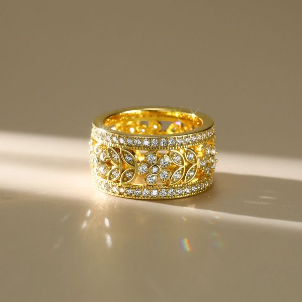 Elsa | Golden Floral Filigree Eternity Band Vintage Wedding Band For Women