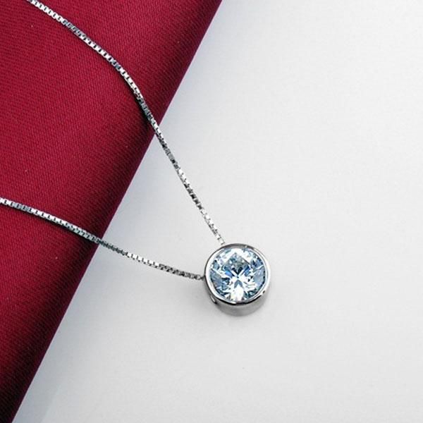 Elyse | Round Cut Bezel Setting Pendant Necklace For Women
