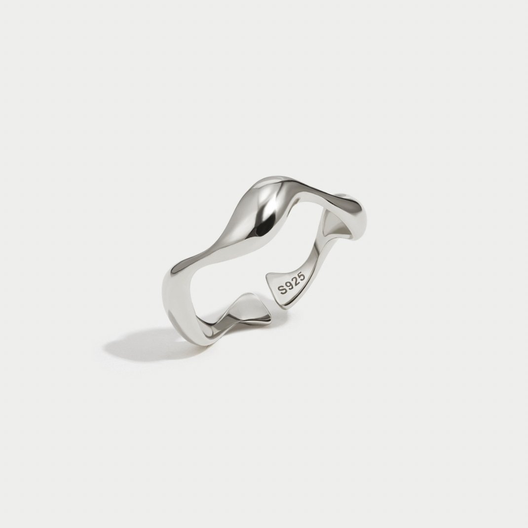 Thalia | Minimalist Ring