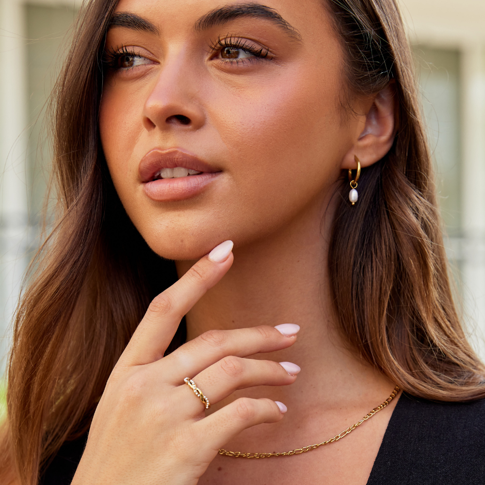 Esmeralda | Bella Freshwater Pearl Earrings