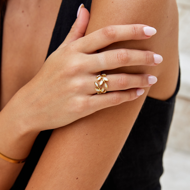 Ryleigh | Serene - Gold Leaf Ring