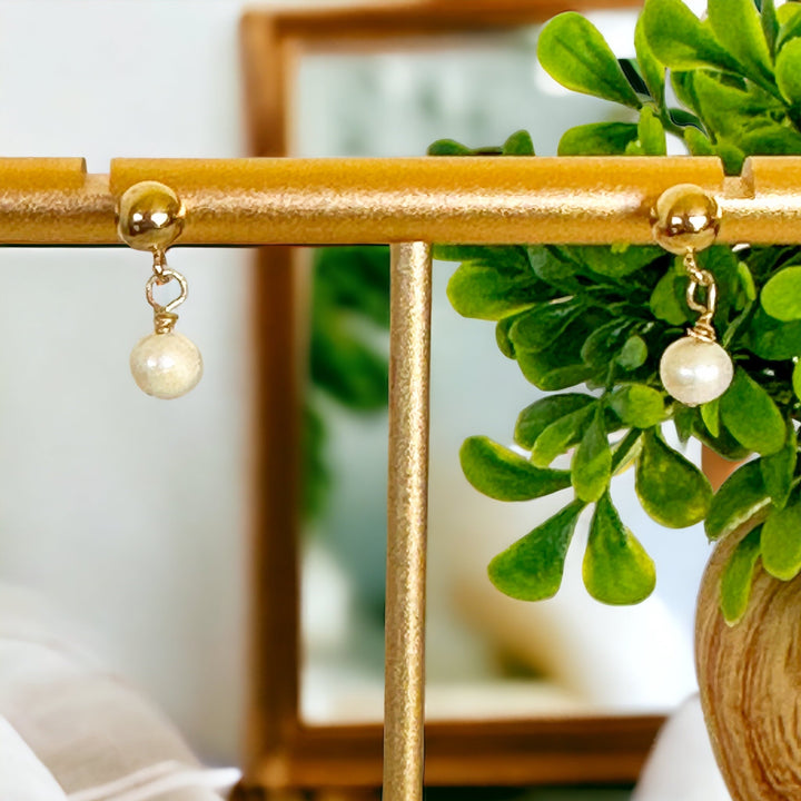 Lilian | Mini Freshwater Pearl Earrings