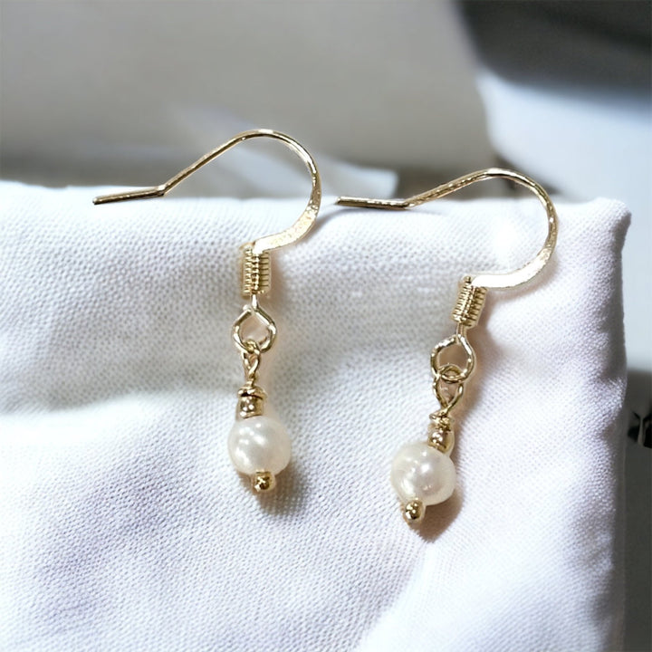 Soraya | Greta Freshwater Pearl Earrings