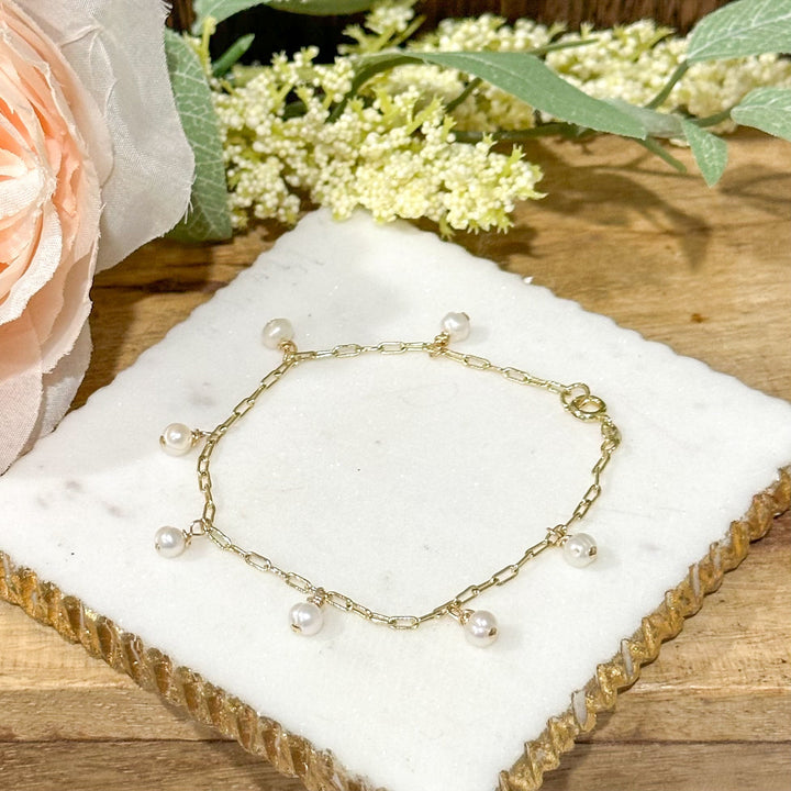 Iyla | Gina Mini Pearl Charm Bracelet