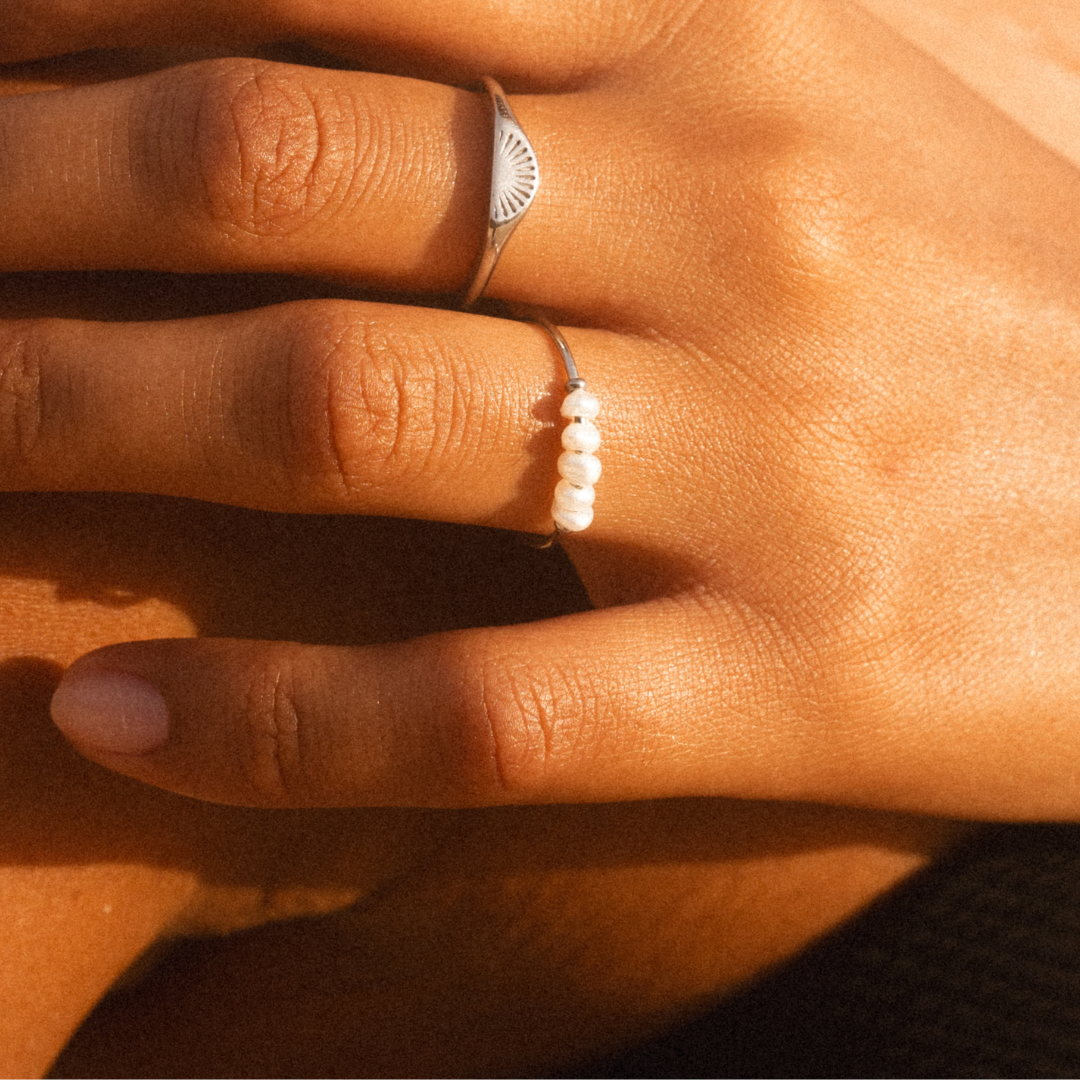 Marlee | Mini Pearls Ring