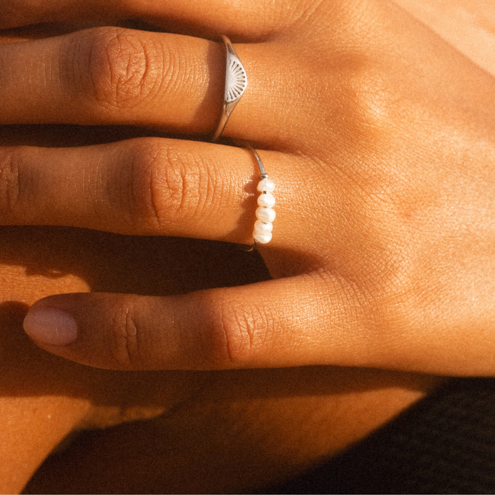 Marlee | Mini Pearls Ring