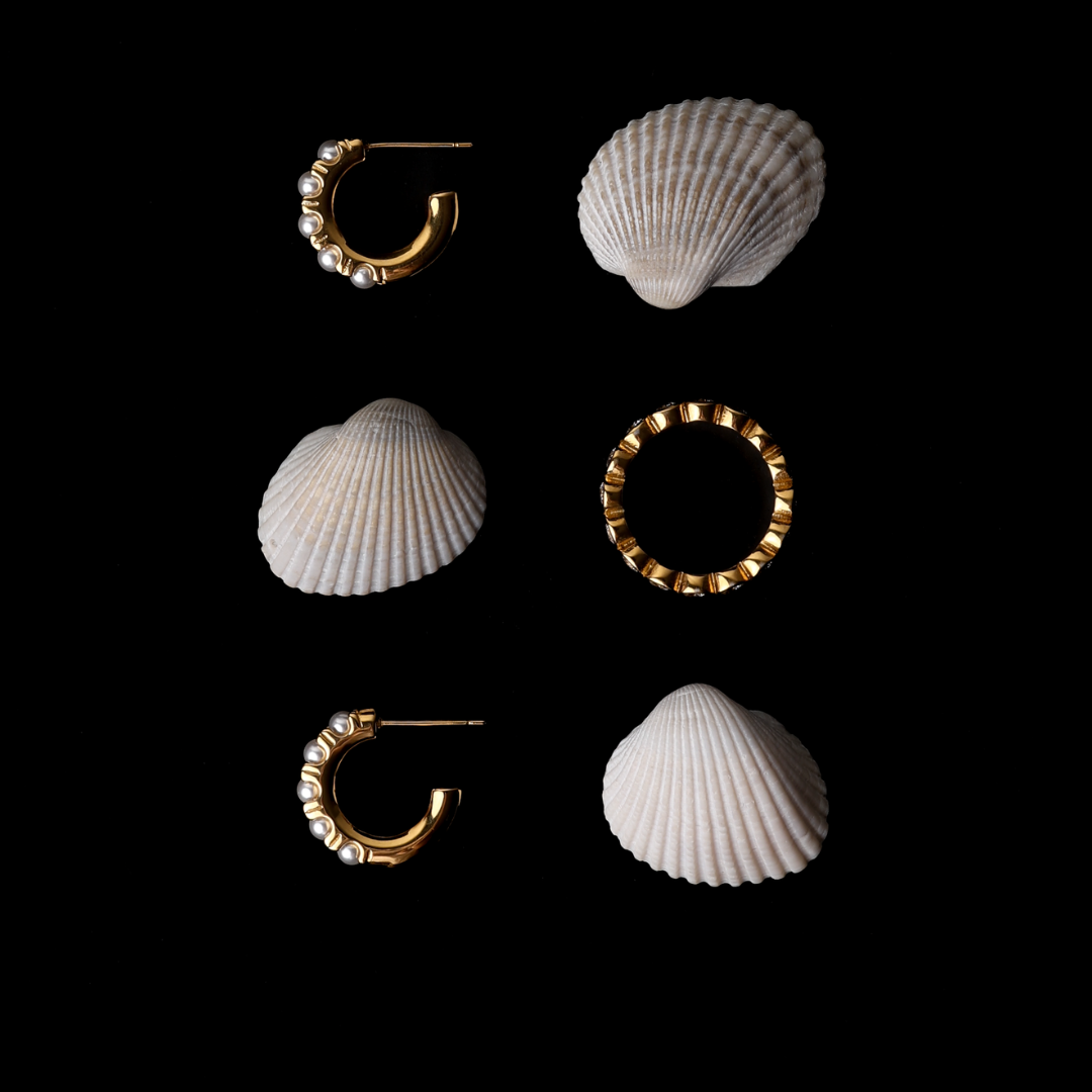 Alexis | Mini Pearl Huggies Earrings