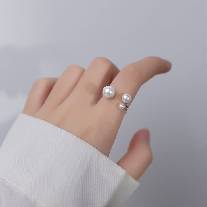 Coralie | Triple Freshwater Pearl Ring