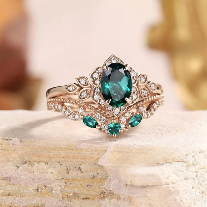 Dalia | crown shape green zircon inlaid personalized luxury ring