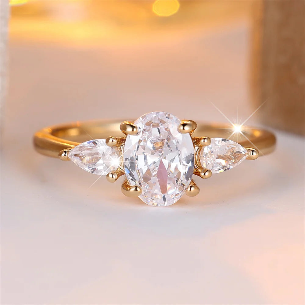Selena | Luxury Crystal Oval Zircon Gold Ring