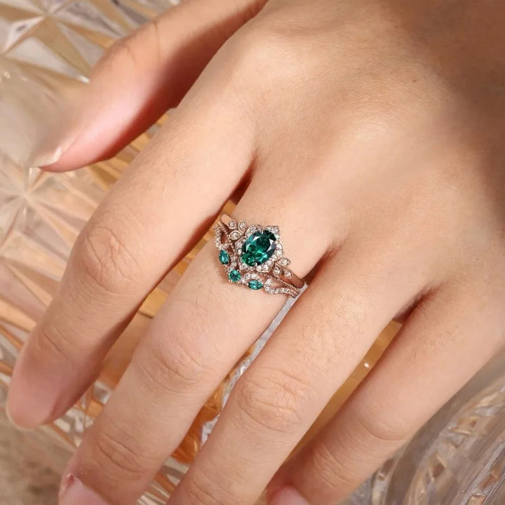 Dalia | crown shape green zircon inlaid personalized luxury ring