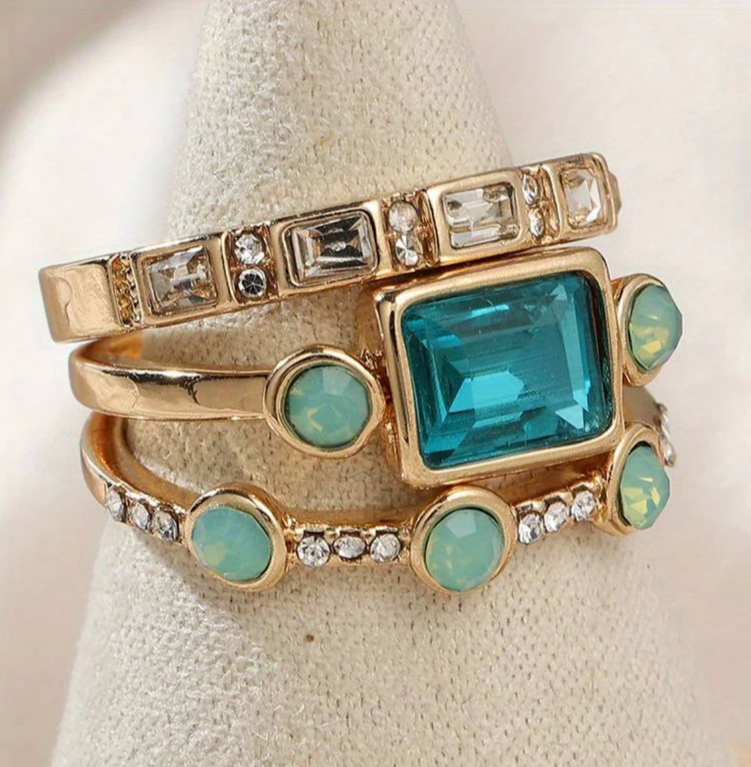 Naomi | Ocean Crystal Ring Set