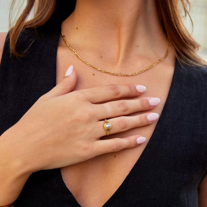Kendall | Royal - Vintage Pearl Ring