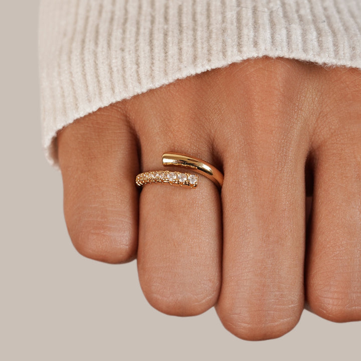 Regina | Arya Gold & Crystal Wrap Ring