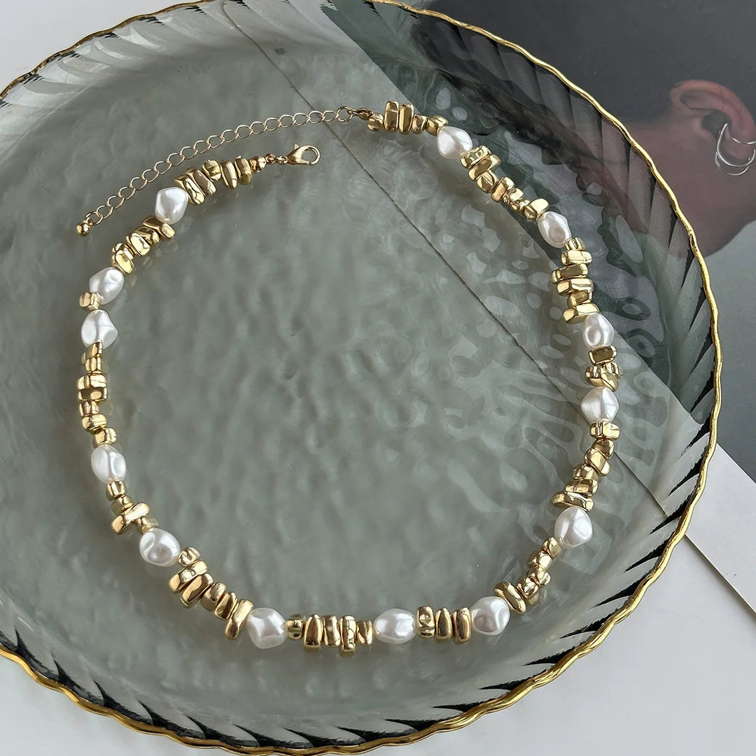 Eileen | Retro Shaped Imitation Pearl Woven Collarbone Necklace