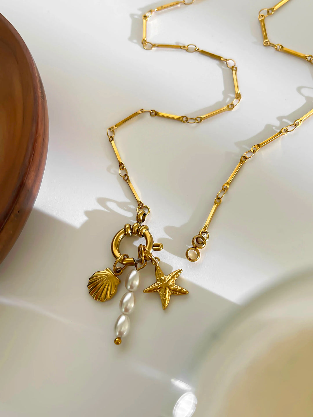 Lyric | 18K Gold Plated Starfish Shell Imitation Pearl Pendant Necklace