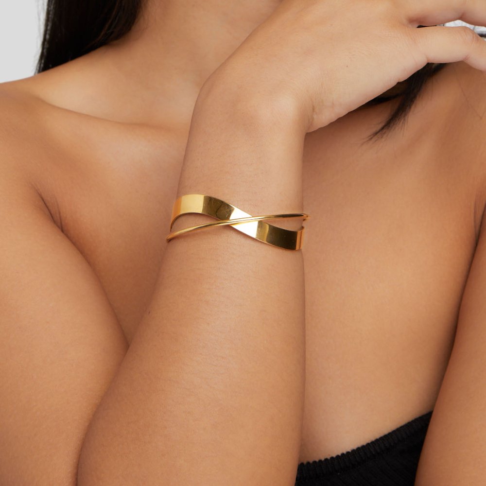 Scottie | Eve Unique Gold Bangle