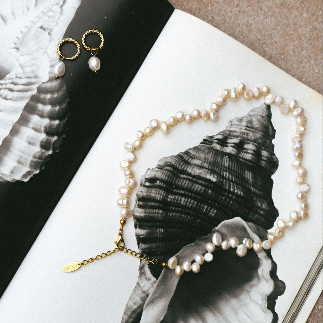 Halo | Hammered Pearl Hoop Earrings